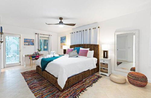 Walking Distance to the Beach 3Br House With Pool - Foto 42