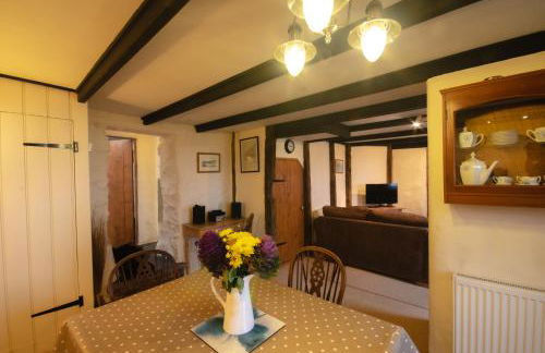 Tal y Gaer Cottage Fishguard - Photo 19