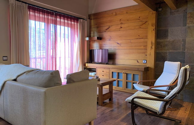 2 Bedroom Duplex Apartment in La Molina - Photo 15