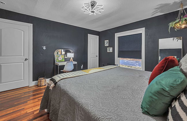 The Mod Poppy Large Home 10 Minutes From it all - Foto 60