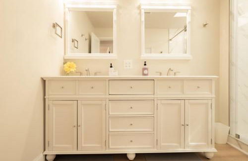 Work, Rest and Gather - Spacious 3BR with Modern Charm - Foto 59