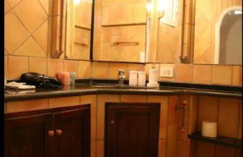 Con i piedi nell'acqua - Foto 3