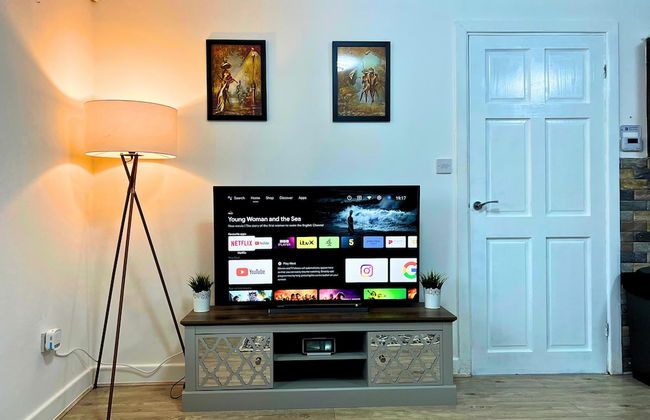 City Nearby - Parking - Wifi - Garden - Sleeps 4 - Foto 29