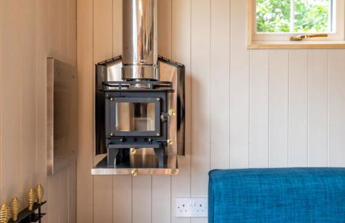 Ailsa- Enchanting Tiny House with wood burner and hot tub in Cairngorms - Foto 13