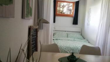 Schnuckelige Wohnung in ruhiger Lage, Elektroauto Ladestation - Photo 2