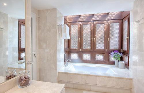 Hanami Alcazaba Beach Penthouse - Photo 41