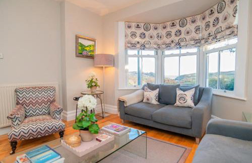 Ultimate Coastal Luxury - 5 Bed, Spacious, Parking, Hot Tub - Foto 1