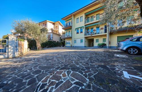 Lalla House - Photo 13