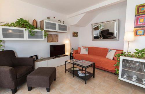 Villa 8, chalet pareado con jardín y piscina - Foto 8