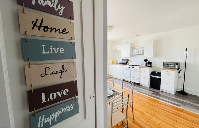 Charming 1BR Apartment Near Train Station - Foto 12