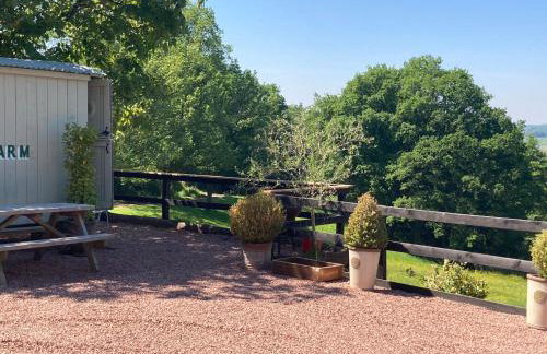 Outstandingly Situated Cosy Shepherds Hut - Foto 43