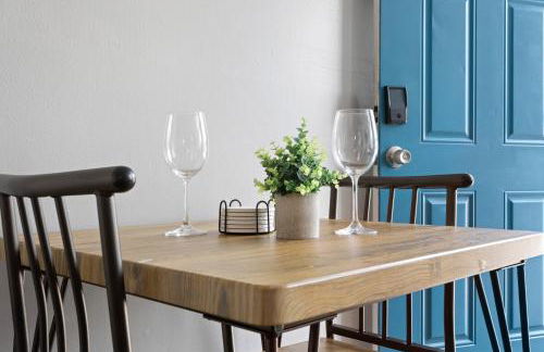 Trendy Ohio City Parking Wifi Mins to DT - Foto 23