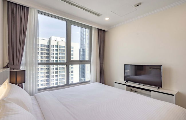 Vinhomes Central Park Riverside Elegance - Photo 2