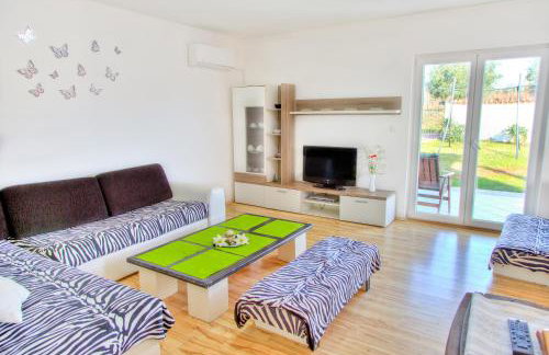 Ema Holiday Home - Foto 27