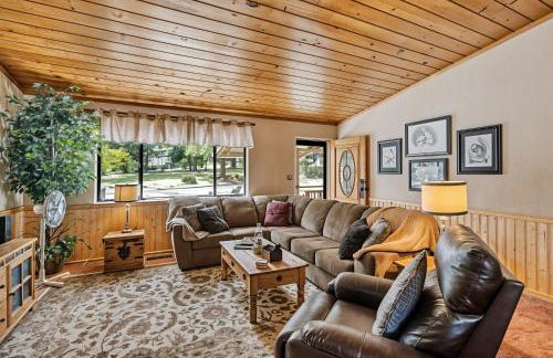 Bigfoot Retreat Home Close to Beach - Foto 5