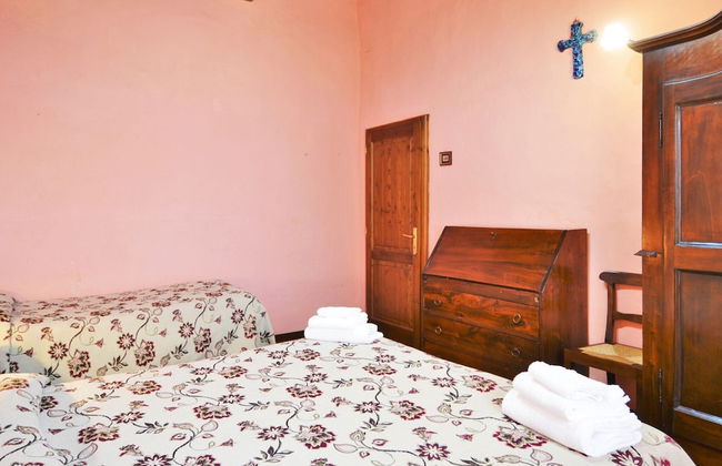 Rustic Holiday Home in Citta di Castello With Swimming Pool - Photo 8