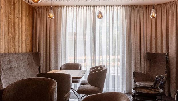 Modern Holiday Apartment With Balcony in Fugen - Foto 2, Recepción