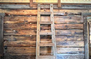 Quiver Beach Cabin - Photo 4