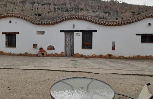 Cuevas la Chumbera - Photo 17