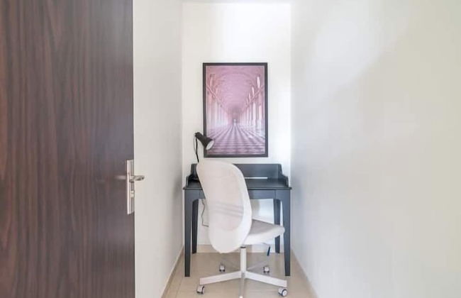 Vogue - Spacious 3BHK Greens & Views - Photo 14