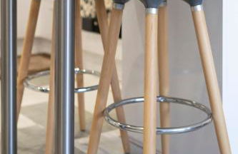 Designer 1BR I Work-From-Home Ready I Fast Wi-Fi - Foto 28