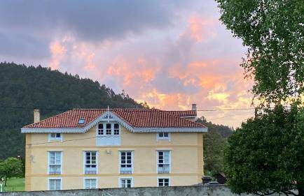 La Cochera de Somao, casona de tipología indiana - Photo 27