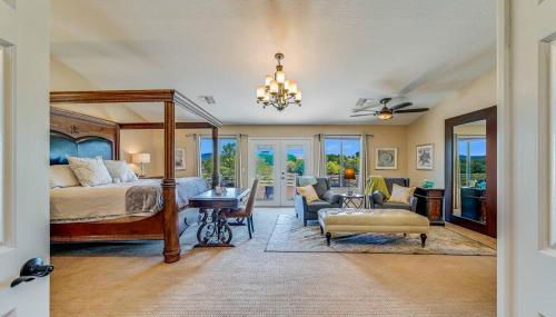 Gorgeous Resort Home -Right off the back nine! - Foto 3