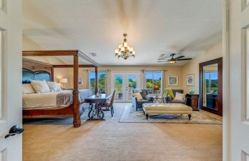 Gorgeous Resort Home -Right off the back nine! - Foto 3