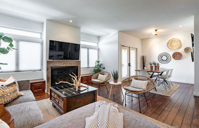 Your Home in San Diego - Two-car Garage - Foto 1