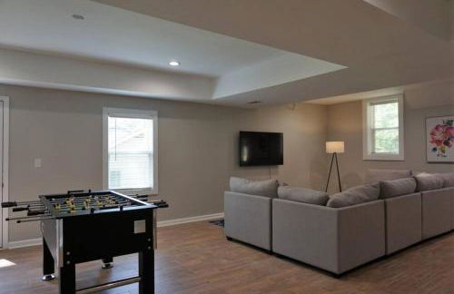 Beautiful & large newly renovated 5 bedroom house. - Foto 12