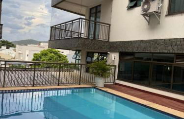 Camboinhas - Piscina e Garagem na Rua da praia - Foto 24