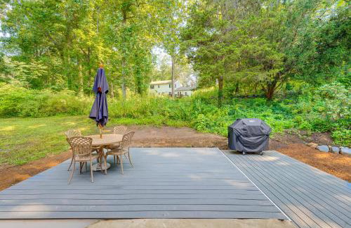 2 Mi to Dtwn 2-Acre Retreat with Large Yard! - Foto 2