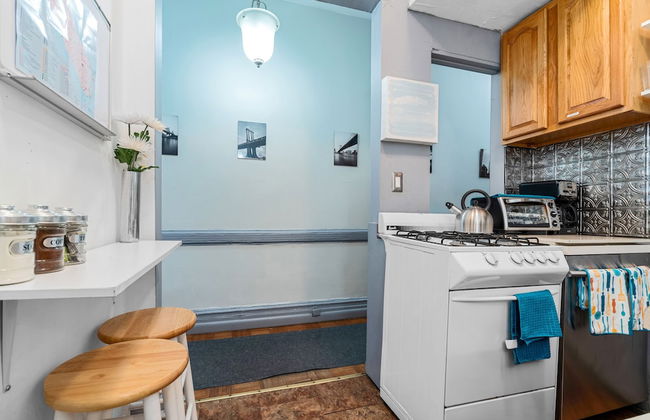 Perfectly Located near Restaurants, Shops, & Sites - Foto 8