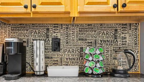 AC Retreat - Cozy 2BR by Tropicana & Beach - Foto 5