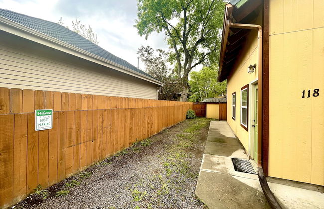 Cozy Victorian Cottage in the Heart of Old Town! - Foto 26