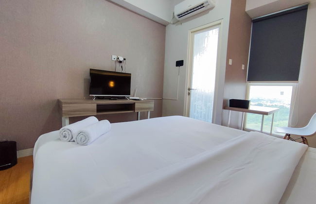 Comfort 1Br At Amartha View Apartment - Photo 14