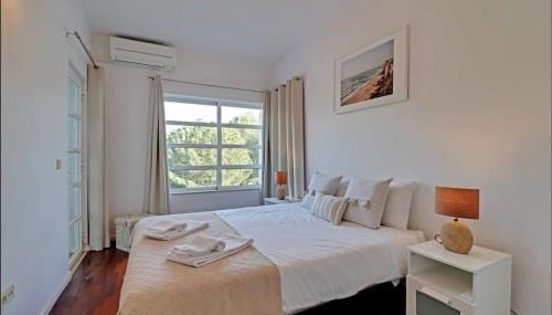 Marina Family Duplex with Pool - Foto 3