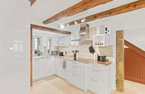 TOP Apartments - Moderne Altbauwohnung im Zentrum Ludwigsburg - Kingsize Bett - Netflix - 80qm - 24h Check-In - Foto 5