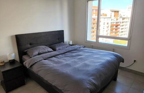 Bel Appartement avec Terrasse et Clim - Foto 14