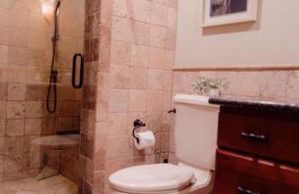 Luxury House, Walk to Downtown or Pioneer Park - Photo 26