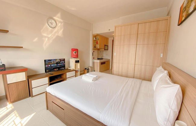 Great Deal Studio Room At Pinewood Jatinangor Apartment - Photo 3