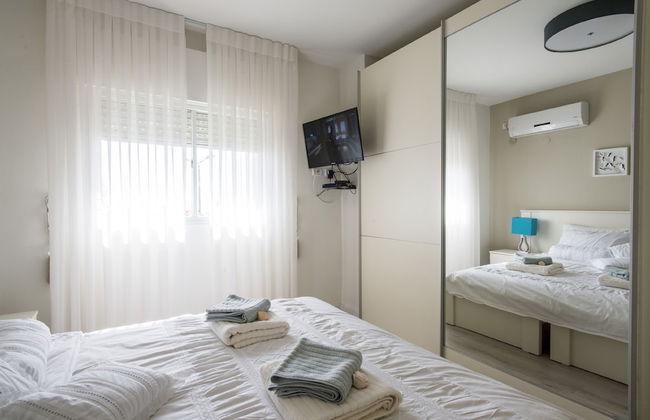 Eshkol Housing Haifa -Luxury Sea View Villa - Photo 3