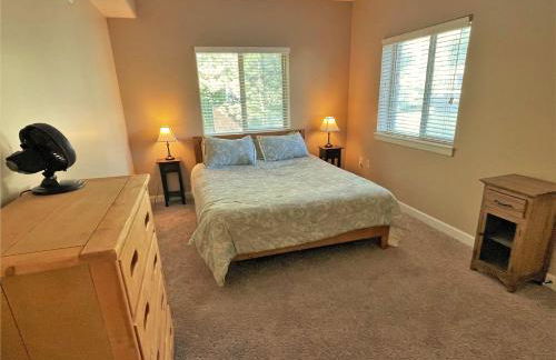 3-Bedroom Luxury Condo in the Heart of the City - Foto 9