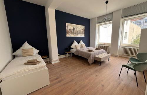 XXL City Apartment - 5 bedrooms - free parking - MalliBase Apartments - Foto 3