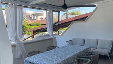 villa TiCia a 100 metri dalla spiaggia con parcheggio privato - Foto 3