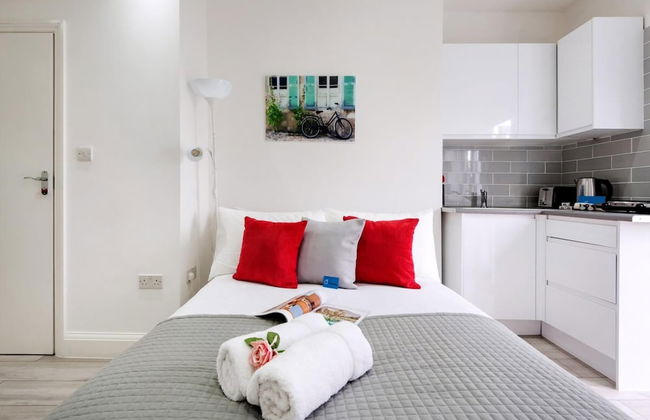 The Armadale Road Residence II - Photo 10