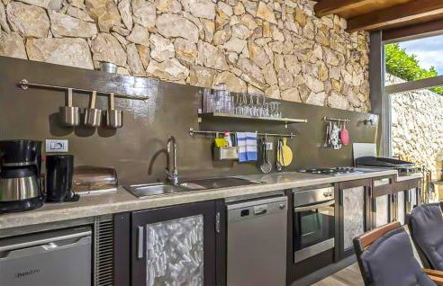 Amazing Home In Koromacno-Brovinje - Foto 3