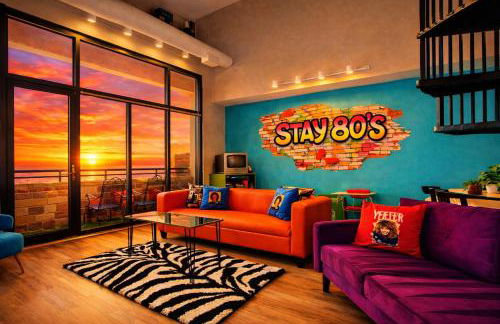 Radical 80's Getaway! A Blast From The Past! - Foto 2