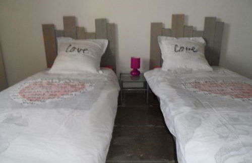 beautiful provencal mas with pool in barbentane, close to avignon, sleeps 8. - Photo 41