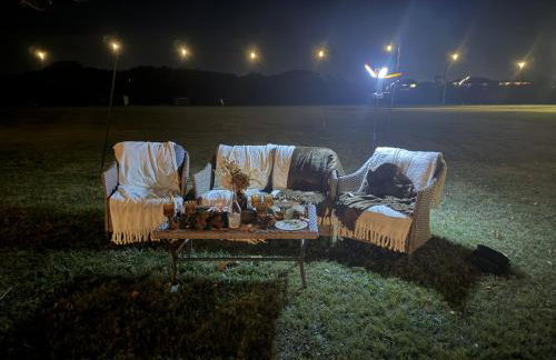 luxury + event-friendly + acreage + larger groups - Photo 66